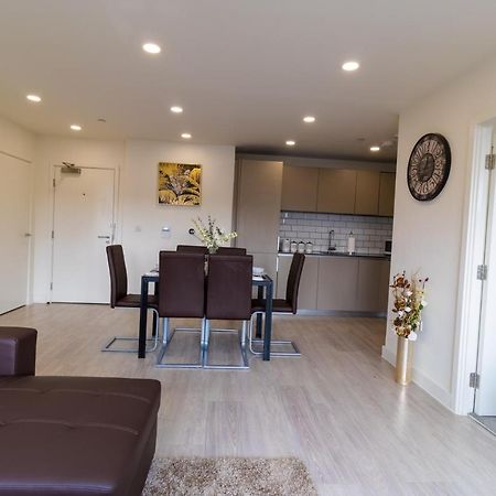 Virexxa Bedford Centre - Executive Suite - 2Bed Flat With Free Parking & Gym المظهر الخارجي الصورة